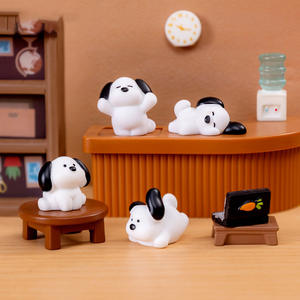 कृत्रिम प्यारा पिल्ला सफेद कुत्ते प्लास्टिक शिल्प परी उद्यान सजावट डिय गौण रेसिन पालतू बैग के लिए लघु मूर्तियां - Product Image 2