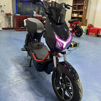 Vélo électrique tout-terrain 500W avec moteur sans balais, cadre en aluminium, rangement intégré, design amusant pour la livraison