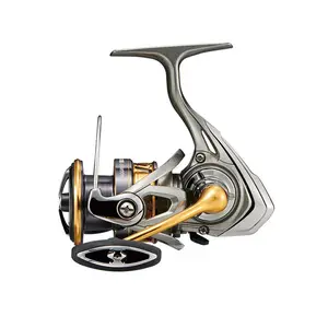 Carretel de pesca daiwa usado para pescar e enrolar carretel de pesca shimano stella