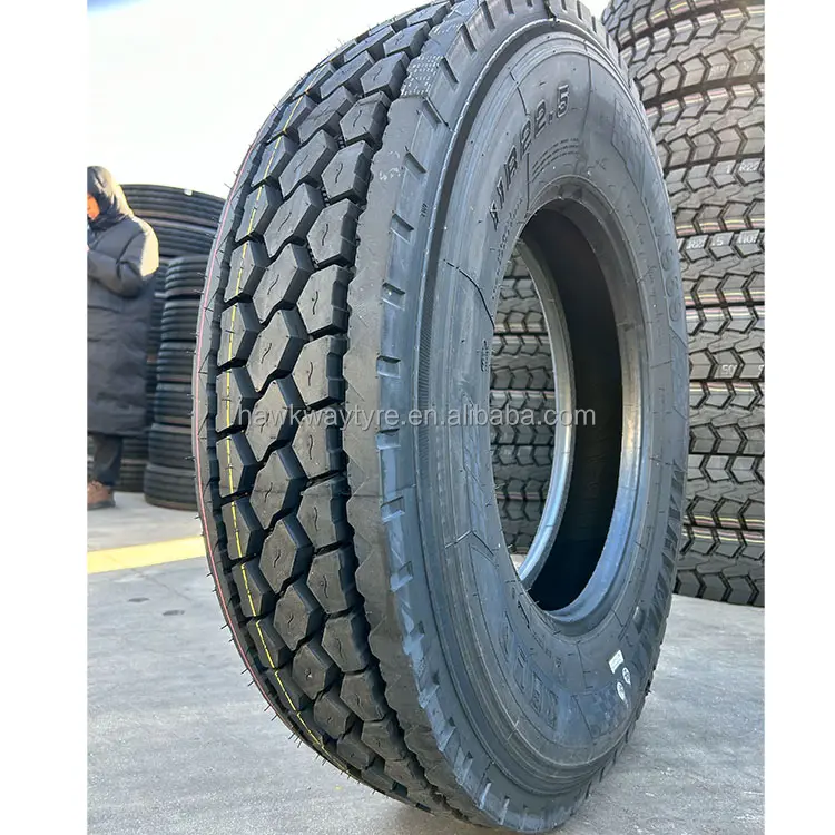 도매 11r22.5 TUBELESS 타이어 트럭 MARVEMAX 22.5 트럭 타이어 모든 위치 다양한 도로에서 운전에 적합