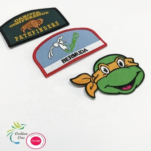 Sıcak satış özel serin moral tasarımcı giyim dokuma tam Logo demir nakış rozetleri yamalar ceketler şapka şönil kumaş PVC - Product Image 1