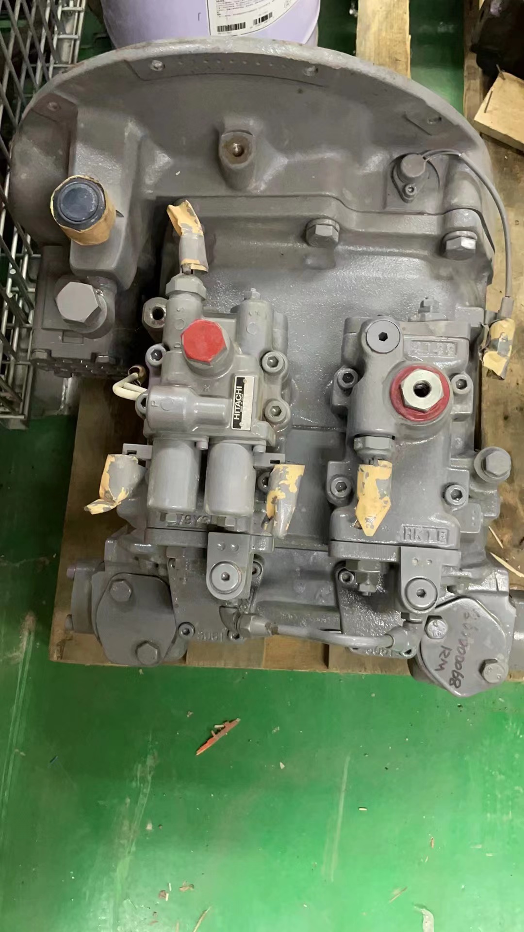Excavator ZX200-5B PUMP DEVICE YB60000546 - Hydraulic Pump