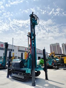 Machine de forage de puits d'eau mobile pour l'<span class=keywords><strong>exploitation</strong></span> des eaux souterraines en montagne et la construction de puits - Product Image 3