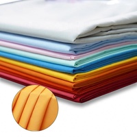 Tissu uni teint de haute qualité en polyester/coton, en rouleaux, pour draps, literie, matelas, vêtements, robes, sacs légers pour garçons