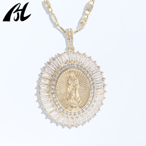 Ciondolo Religioso in Rame con Zirconia Cubica Dorata 35mm*50mm, Gioielli per Bambini con Immagini di Santa Madre di Dio e San <span class=keywords><strong>Giuda</strong></span> - Product Image 3