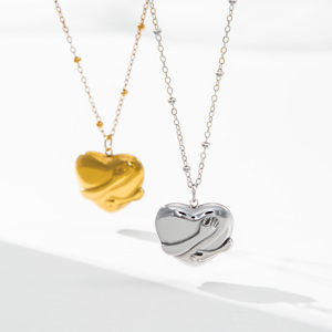 Collar con Colgante <span class=keywords><strong>de</strong></span> Corazón YF7110, Joyería Resistente al Agua y al Deslustre, Collar con Dije <span class=keywords><strong>de</strong></span> Amor <span class=keywords><strong>de</strong></span> Acero Inoxidable con Baño <span class=keywords><strong>de</strong></span> Oro <span class=keywords><strong>de</strong></span> 18K para Mujer - Product Image 6