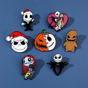 Venta al por mayor broche de calabaza de dibujos animados de Halloween al por mayor <span class=keywords><strong>Jack</strong></span> Sally insignia divertida de Navidad técnica de esmalte duro para el Año Nuevo chino - Product Image 2