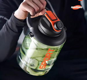Botella de Agua de Plástico de Lujo 2026 de 2200ml al por Mayor con Logotipo Personalizado, Vaso Transparente con Asa de Lazo para Estudiantes, Gimnasio y Deportes - Product Image 3