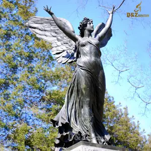 Outdoor Levensgrote Meisje Sculptuur Metalen Grote Bronzen Engel Standbeeld Met Gevleugelde Voor Tuin