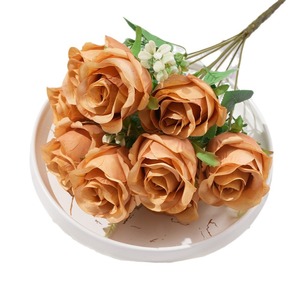 ช่อดอกกุหลาบเทียม 9 หัว สัมผัสเหมือนจริง สำหรับตกแต่งงานแต่งงานและบ้าน - Product Image 5