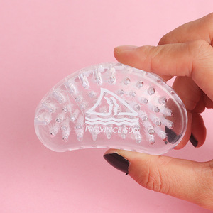 Cepillo de Limpieza de Plástico con Forma de Corazón, Creativo, Ecológico, Multiusos, Origen Xiamen, Venta al Por Mayor de Fábrica - Product Image 1