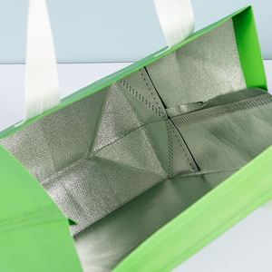 Sac isotherme personnalisé imperméable et portable pour la livraison de nourriture, en tissu non tissé, avec logo - Product Image 3