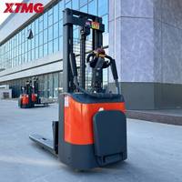 Gerbeur électrique compact XTMG de 1,5 tonne pour les opérations de chargement et de stockage dans les centres de distribution de boissons