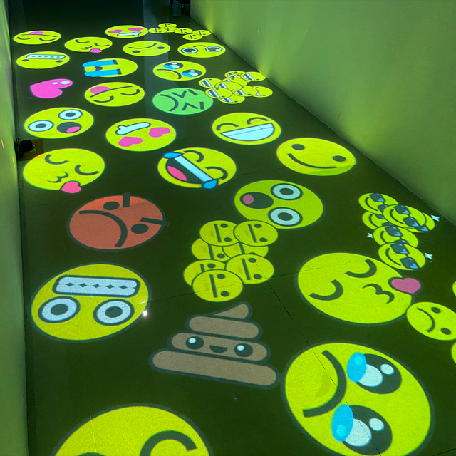Short Throw Laser Interactive Projector Floor Games Sensory Room Indoor Interactive Gaming Equipment