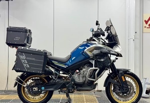 Motocicleta de Turismo de 799cc, Bicilíndrica, 4 Tiempos, Modelo 2026, de Gasolina, con Arranque Eléctrico/a Patada, para Uso Todoterreno y en Carretera, Doble Propósito, Superventas - Product Image 2