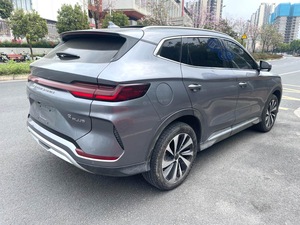 BYD Song PLUS EV Édition Champion 2024 pour la ville, 520 km d'autonomie, Économie d'énergie, Conduite facile, SUV compact à conduite à gauche, Intérieur cuir - Product Image 4