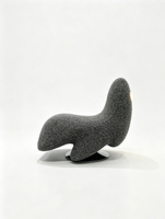 Sillón Giratorio Moderno Minimalista con Forma de Fantasma Creativo, con Ojos LED, Tapizado en Tela Peluda Gris, Sillón Individual de Salón Artístico