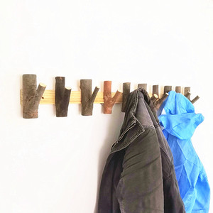 Solid Wood Wall Hooks Tree Branch Shape 10-15kg Load Capacity For Entryway Coat <b>Key</b> <b>Hangers</b> - Product Image 3