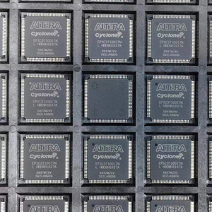 Nuevos chips IC originales en stock, circuitos integrados electrónicos EP1C3T100I7N QFP100, componentes, condensadores, resistencias, cristales, diodos, BOM - Product Image 1