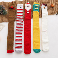 Nouvel arrivage de chaussettes longues épaisses et chaudes en polaire confortable pour l'hiver au-dessus du genou pour le père Noël pour les femmes