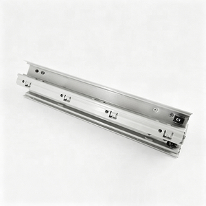 Sistema de cierre de cajones de metal plateado blanco para cocina con barra redonda - Product Image 6