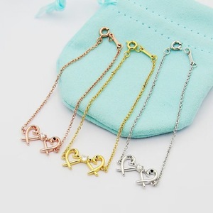 Collar <span class=keywords><strong>de</strong></span> Acero Inoxidable con Letra T <span class=keywords><strong>de</strong></span> Bambú y Corazón Cruzado con Diamante Único para Mujer, Collar Doble <span class=keywords><strong>de</strong></span> Corazón <span class=keywords><strong>de</strong></span> Durazno Chapado <span class=keywords><strong>en</strong></span> Oro Estilo Deportivo - Product Image 6