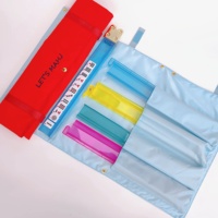 Sac de rangement enroulable pour Mahjong de Noël vert avec support en acrylique, fentes de rangement, poignées de transport et boutons dorés