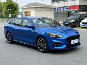 <span class=keywords><strong>Ford</strong></span> <span class=keywords><strong>Focus</strong></span> 2019 Berline EcoBoost 180 Automatique <span class=keywords><strong>ST</strong></span> <span class=keywords><strong>Line</strong></span> Professionnel Véhicule Essence Exportation - Product Image 5