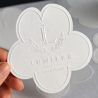 Étiquettes autocollantes personnalisées en vinyle imperméable à double couche, découpées, gaufrées, imprimées UV, pour emballages, cadeaux, artisanat, aliments