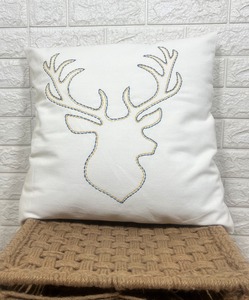 Housse de coussin en coton brodée renne blanc, housse de coussin décorative en jacquard de laine pour la literie - Product Image 3