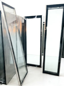 Puerta de Vidrio Templado de Alto Aislamiento para Refrigeradores, Panel para Refrigeradores de Bebidas con Baja Pérdida de Energía - Product Image 4