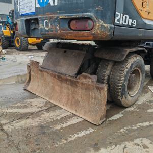 รถขุดฮุนได210W-5 9ล้อที่เชื่อถือได้พร้อมมอเตอร์เครื่องยนต์ & ปั๊ม-พลังการขุดสูงสำหรับงานถนนและงานขุด - Product Image 2