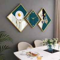 Tableau abstrait en porcelaine cristalline avec horloge, cadre luxueux et atmosphérique, décoration murale pour salle à manger, décoration intérieure.