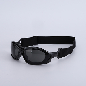 Equipo <span class=keywords><strong>de</strong></span> Protección Personal, <span class=keywords><strong>Gafas</strong></span> <span class=keywords><strong>de</strong></span> Protección Ocular con Marco Negro Antivaho y Anti-UV, Correa Ajustable Flexible para Soldadura - Product Image 1