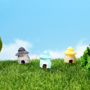 ของตกแต่งบ้านหลังเล็กทำจากเรซิ่น รูปทรงกระท่อมหลังคาฟาง สีสันสดใส สำหรับตกแต่งภูมิทัศน์ DIY - Product Image 1