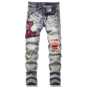 <span class=keywords><strong>Jeans</strong></span> bleu slim pour homme personnalisés, délavés à la pierre, respirants, lavables, avec broderie de patch, style hip-hop, utilitaire, avec <span class=keywords><strong>rivets</strong></span> - Product Image 1