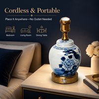 Lampe de table sans fil rechargeable en porcelaine bleue et blanche de style chinoiserie moderne pour la chambre à coucher, le salon, la décoration de chevet