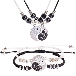 Collier <span class=keywords><strong>de</strong></span> <span class=keywords><strong>couple</strong></span> avec pendentif patchwork totem dragon et chaîne claviculaire Tai Chi national – <span class=keywords><strong>Cadeau</strong></span> idéal <span class=keywords><strong>pour</strong></span> les amoureux - Product Image 4