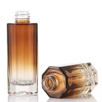 Nouveau coffret de lotion tonique de type pression de couleur café haut de gamme 30 ml avec flacons de recharge en verre pour l'emballage cosmétique