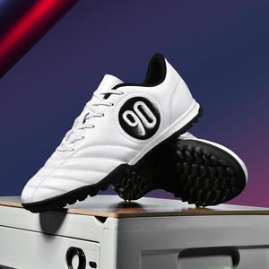 Ronaldo scarpe sportive da allenamento calcio uomo antiscivolo unghie lunghe unghie rotte per bambini studenti stagione solette PU - Product Image 5