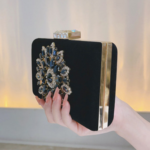 Bolsos de mano de diseño para mujer, con marco metálico, para cena, venta al por mayor, bolsos de noche blancos con cristales. - Product Image 4