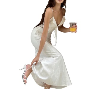 เดรสยาวสายเดี่ยวทรงเข้ารูปสีพื้นเรียบหรูสำหรับผู้หญิง สไตล์วันพักผ่อน ขายดี - Product Image 2