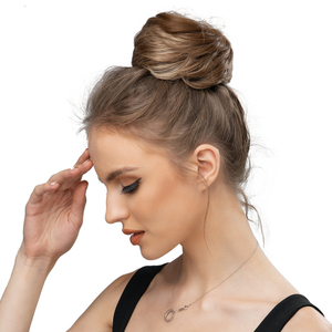 Chignons synthétiques à clipser avec cordon de serrage, extensions de cheveux en forme de donut pour femmes blanches - Vente en gros - Product Image 4
