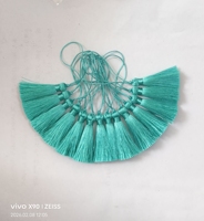 Sjzmm Pompons en fil de soie de haute qualité de 4 cm avec boucle fermée de 6 cm, franges en rayonne 100 %, pompons en soie pour la fabrication de bijoux