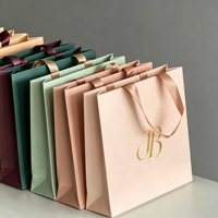 Sac en carton blanc recyclable de 6 à 9 kg, fabriqué sur mesure avec logo personnalisé, porte-cadeau de luxe