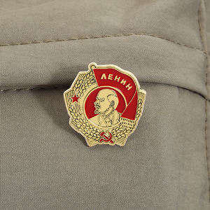 Spilla Smaltata Sovietica di Lenin Stile Vintage Retrò Sempre Pronti Bandiera Gioiello Regalo per Amici Vendita all'Ingrosso - Product Image 3