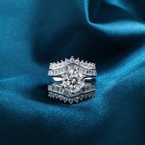 Оптовая продажа, роскошные свадебные украшения из стерлингового серебра 925 пробы, набор из 3 предметов, набор свадебных колец, Овальный центральный камень, двойные кольца из гало и муассанита - Product Image 6