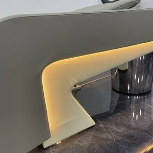 Sillón de Lavado de Cabello Moderno Color Beige, con Asiento de Cuero PU y Taburete, para Salón de Belleza - Product Image 3