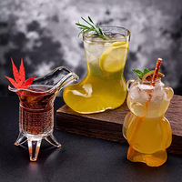 Vente en gros Tasse à café en verre PC transparente monocouche créative amusante Design moderne pour fête Tasse à cocktail personnalisée pour bar