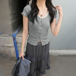 Blusa de punto dulce con cuello redondo, inserción de encaje y botones frontales, ajuste entallado, estilo calado, estilo femenino - Product Image 2